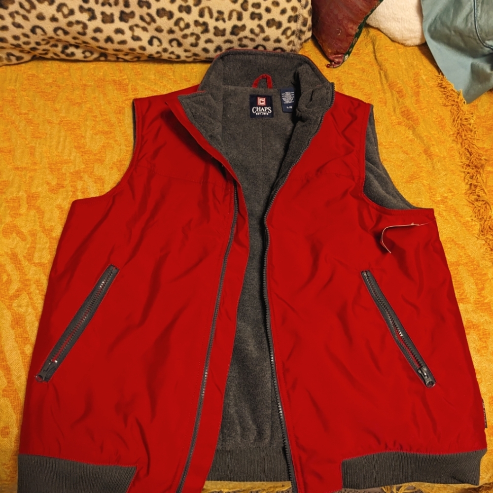 Men's fleece lined CHAPS full zip winter vest size L